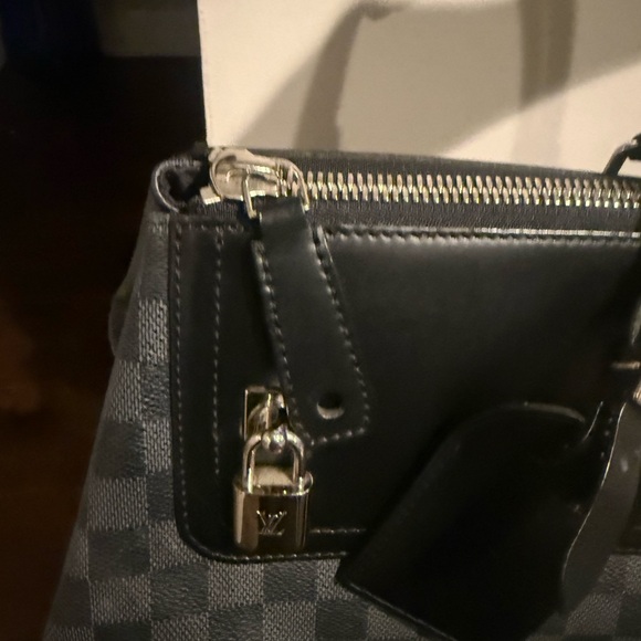 Louis Vuitton Greenwich Boston overnight/ weekend Duffel Bag - Picture 5 of 15